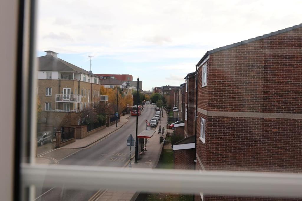 The Entire 4 Bedroom House Near Victoria Park And In Bow E3 Casa vacanze