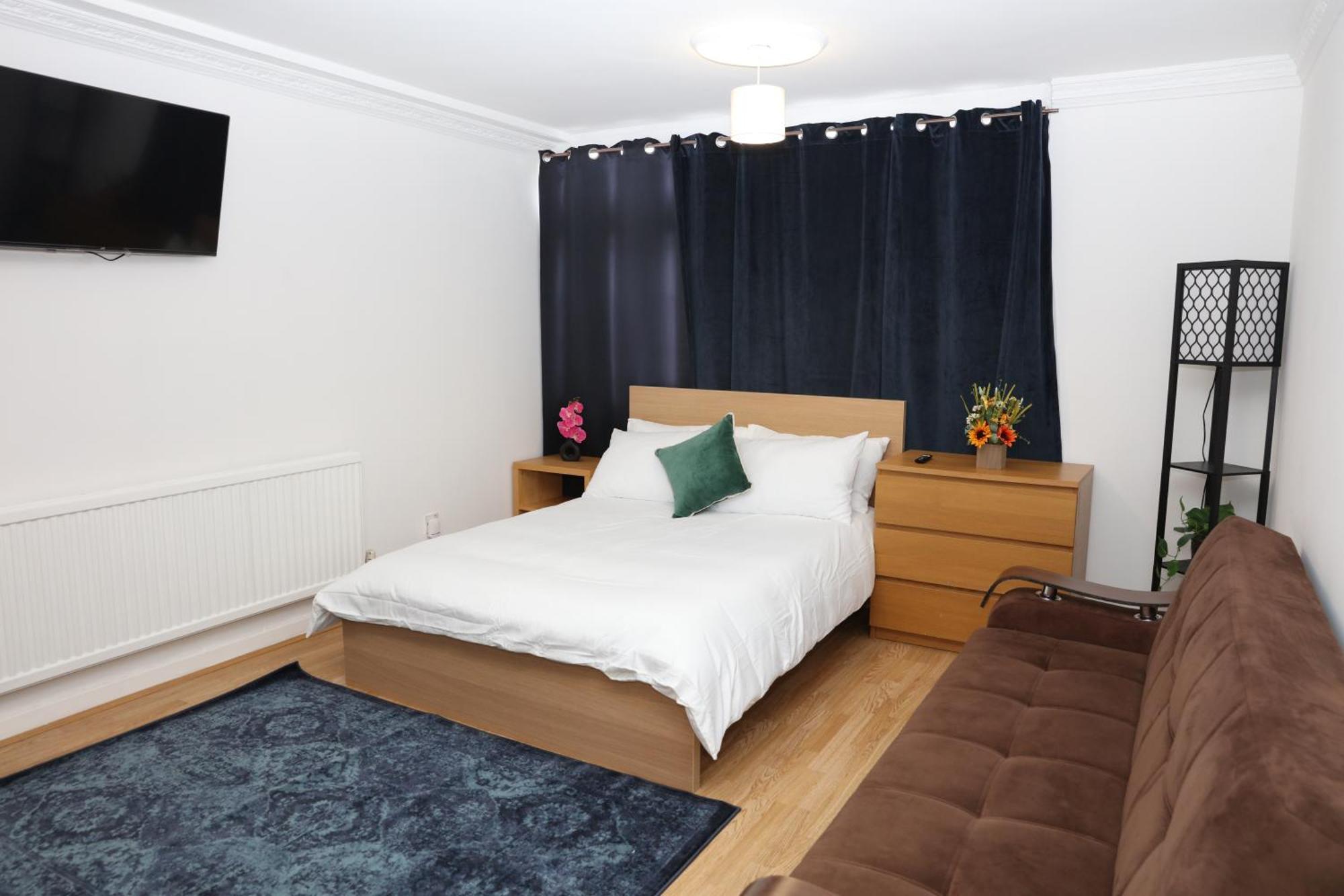 The Entire 4 Bedroom House Near Victoria Park And In Bow E3 Casa vacanze *